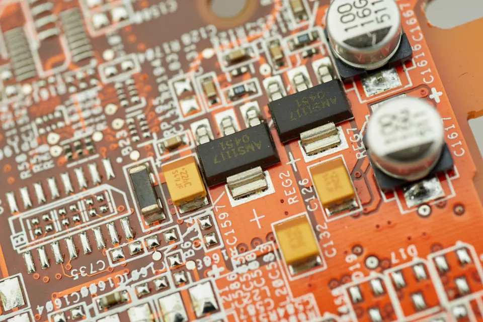 Placa de circuito electrónico en detalle